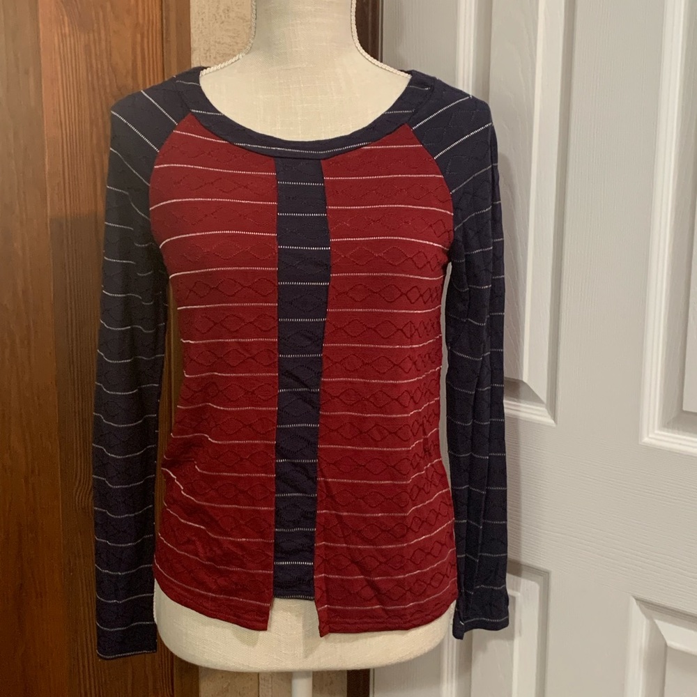 God Shield women’s top